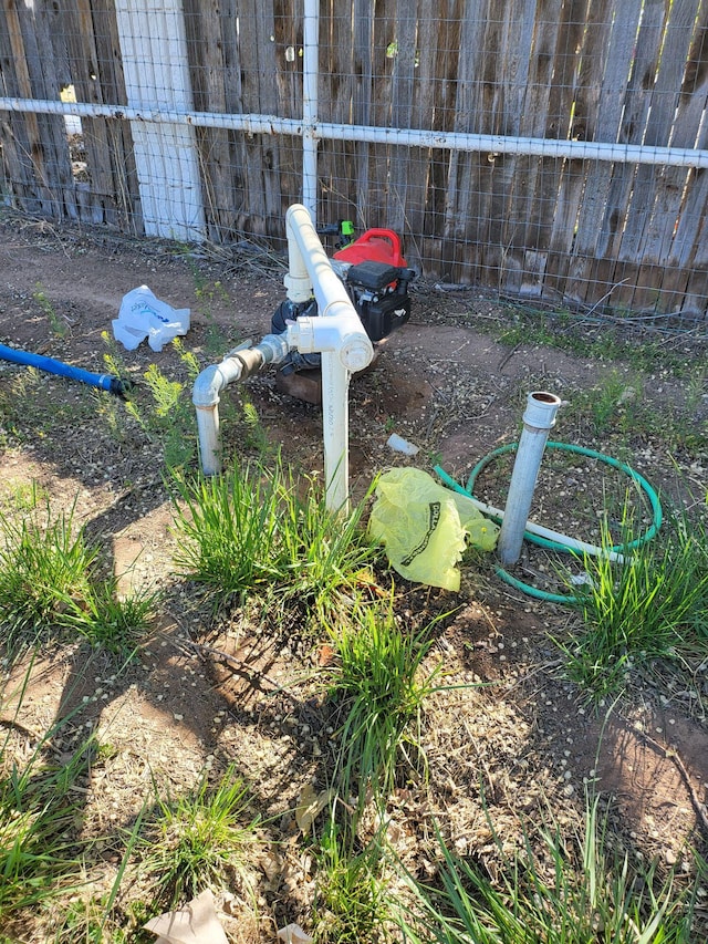170 Esperanza Dr, Bosque Farms, NM 87068 - exterior details featuring fence