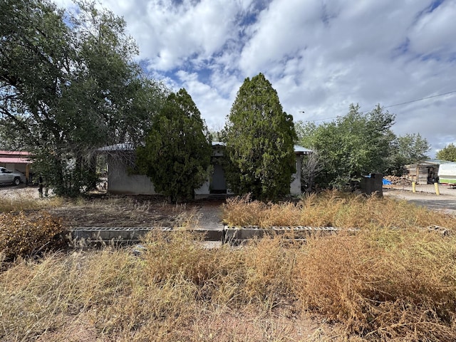 view of obstructed view of property