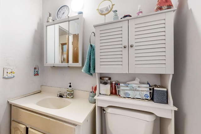6284 State Highway 55, Mountainair, NM 87036 - half bathroom with toilet and vanity