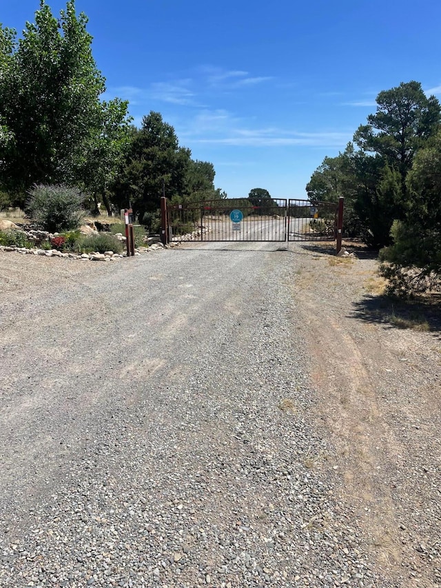 Listing photo 3 for 14 Tierra Encantada Rd, Edgewood NM 87015