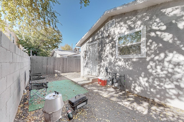 view of yard with a patio area