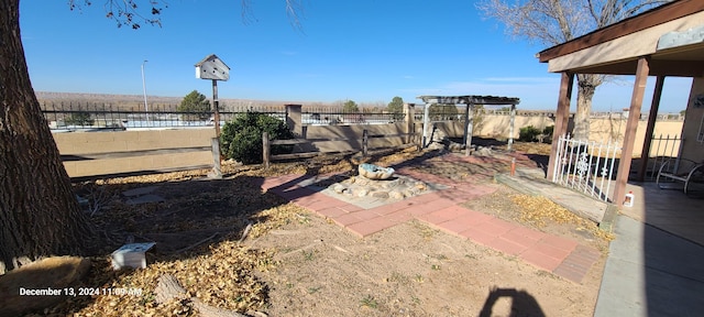 view of yard featuring a patio