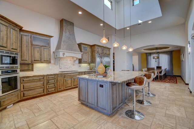 room details with ornate columns and a fireplace