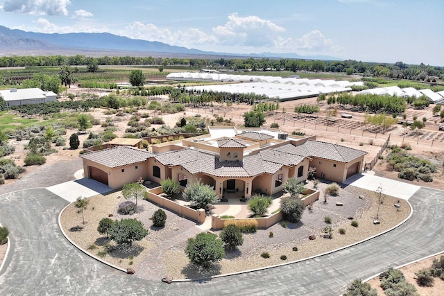 bird's eye view featuring a mountain view