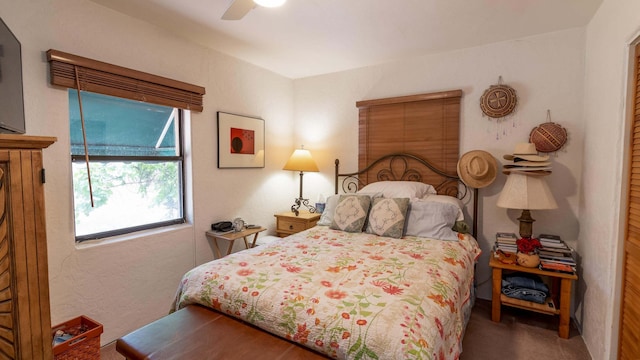 bedroom with ceiling fan