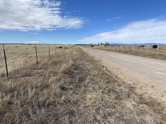 Listing photo 3 for Thompson Rd, Moriarty NM 87035