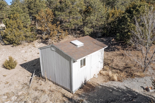 view of outdoor structure