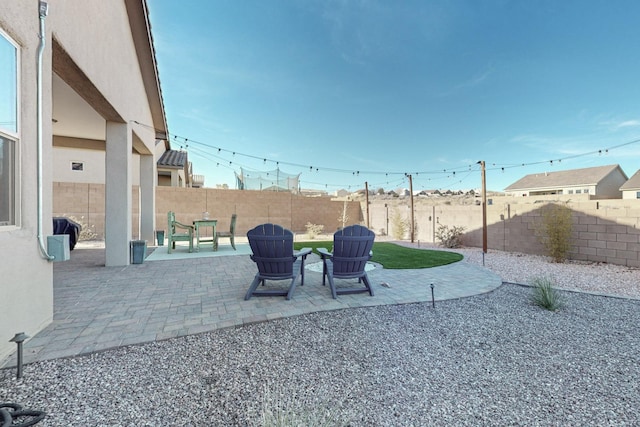 view of yard featuring a patio