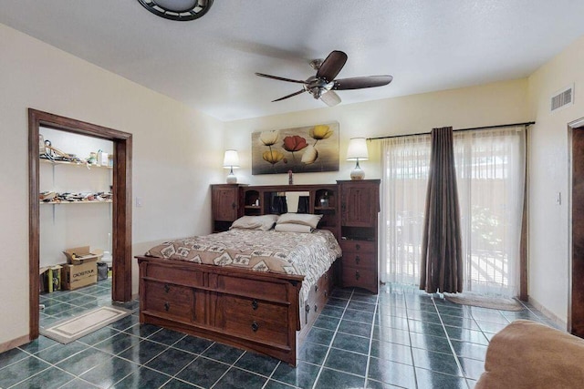 bedroom with ceiling fan