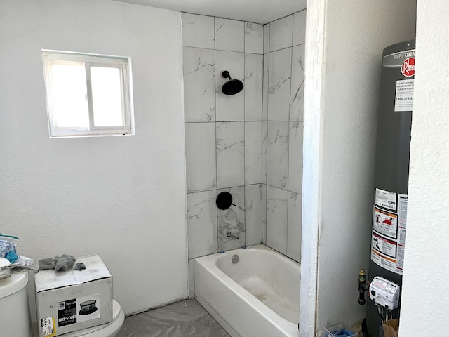 407 E Maloney Ave, Gallup, NM 87301 - full bath with gas water heater and shower / tub combination