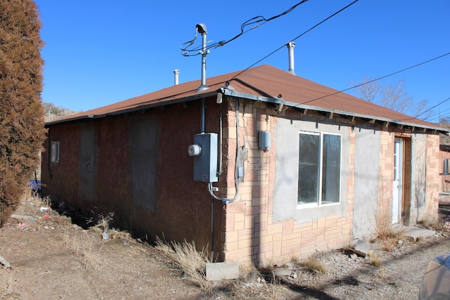 view of property exterior