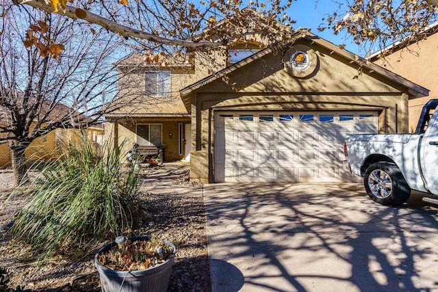 view of front facade featuring a garage