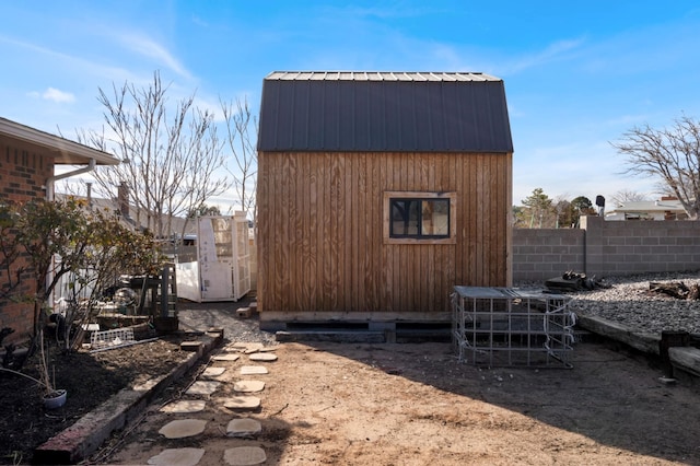 view of outdoor structure