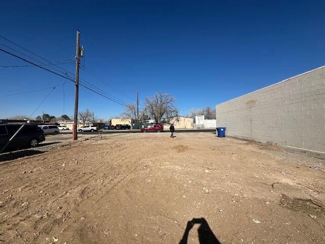 8520 Trumbull Ave SE, Albuquerque, NM 87108 - photo 5