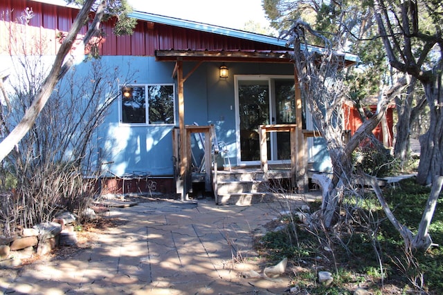 view of front of house with a patio area