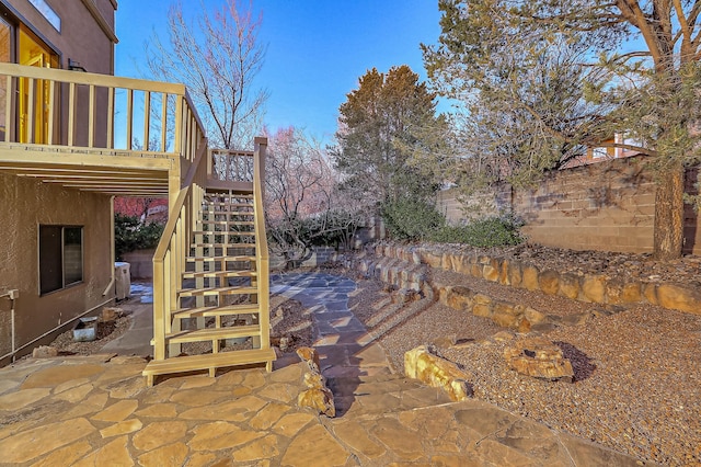 view of yard with a patio