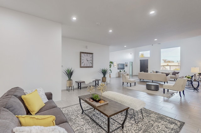 living area featuring recessed lighting