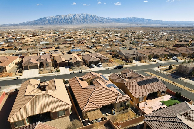 bird's eye view featuring a residential view and a mountain view