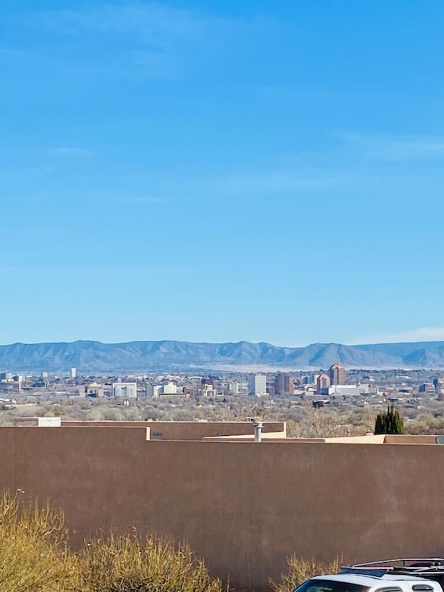 Listing photo 3 for 1633 Cliffside Dr NW, Albuquerque NM 87120