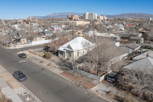 bird's eye view featuring a mountain view