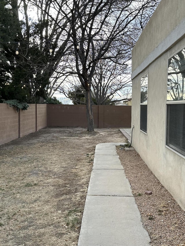 view of yard featuring a fenced backyard