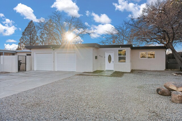 view of front facade with a garage