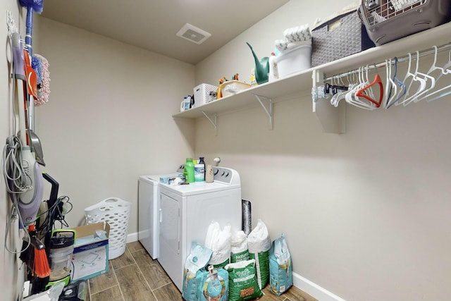 washroom with washer and clothes dryer