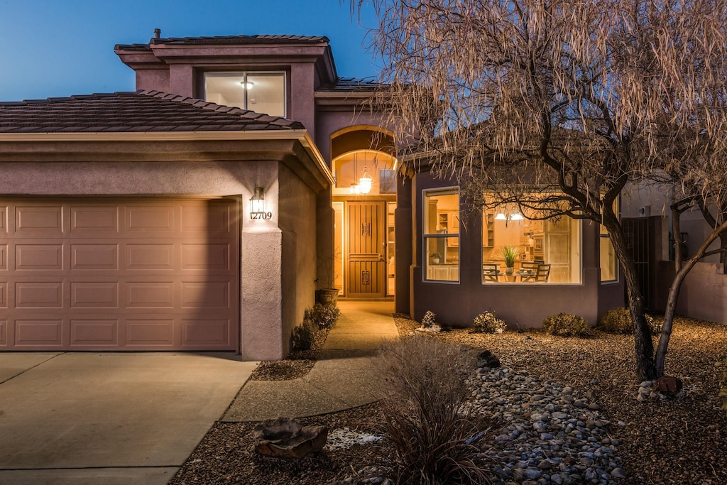 view of front of home with a garage