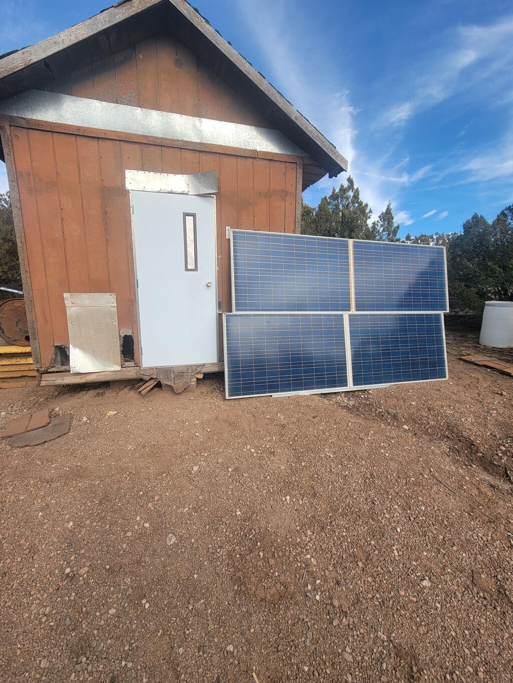 27 Bullock Rd, Moriarty, NM 87035