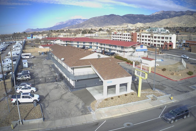 bird's eye view with a mountain view