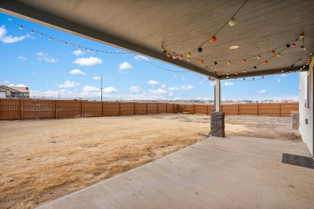 view of yard featuring a patio