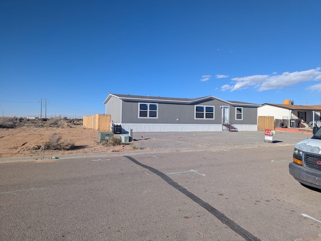 Listing photo 2 for 2706 Paseo Arbolado, Belen NM 87002