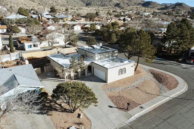 bird's eye view with a mountain view