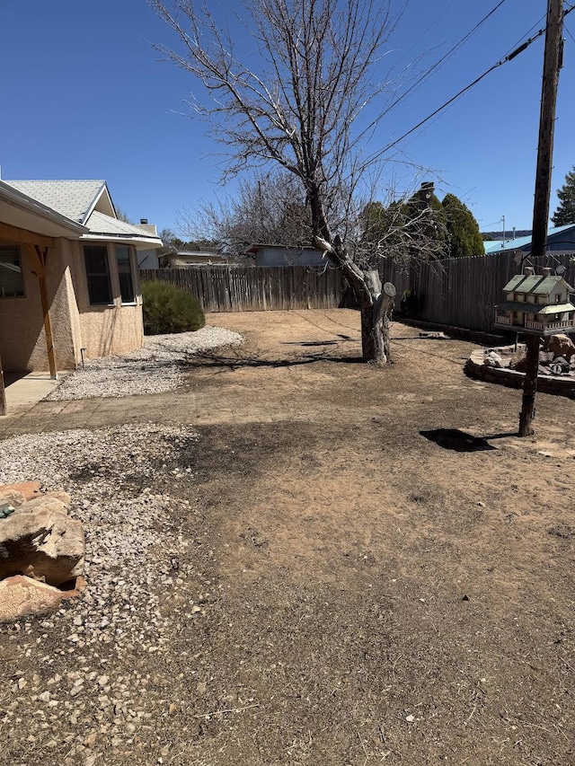 809 Kingman Ave, Grants, NM 87020 - view of yard featuring fence