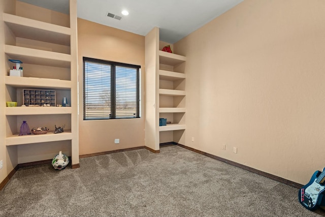 unfurnished bedroom featuring carpet flooring