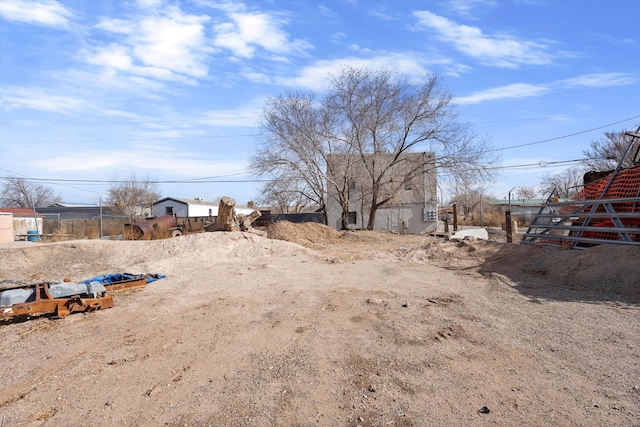 Listing photo 3 for 315 Mitchell Ave SE, Albuquerque NM 87105