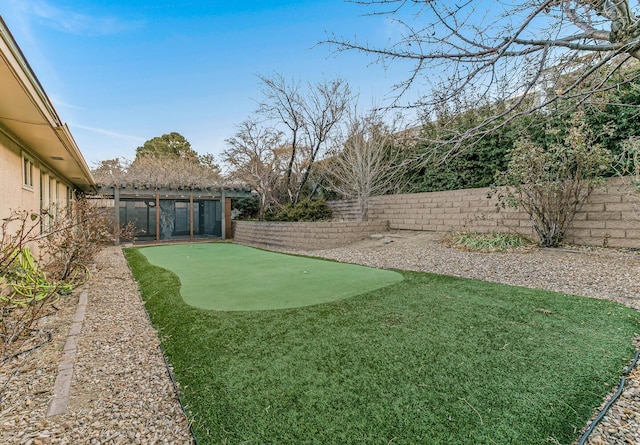 view of yard with a pergola