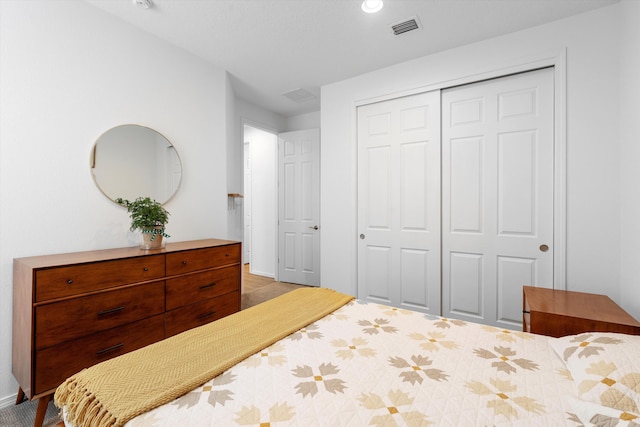 bedroom featuring a closet