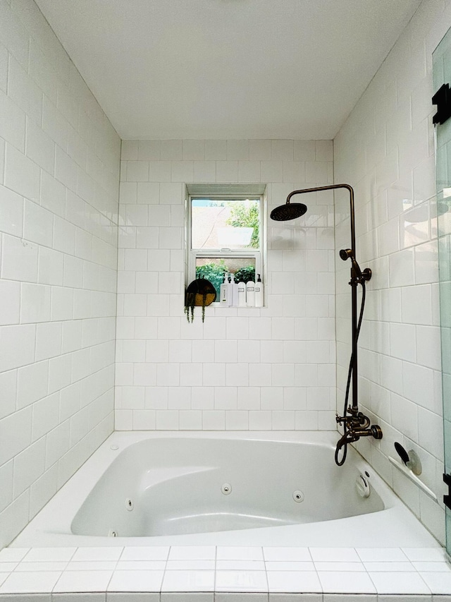 7535 Quemado Ct NE, Albuquerque, NM 87109 - view of full bathroom