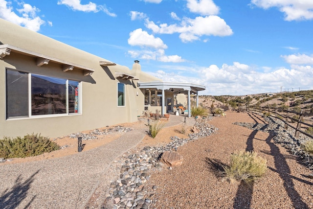 view of yard featuring a patio