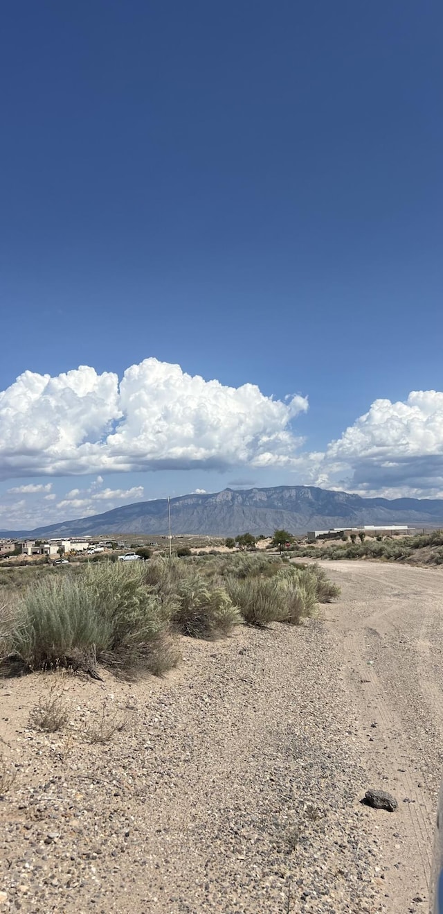 Listing photo 3 for Acano Cir NE, Rio Rancho NM 87124