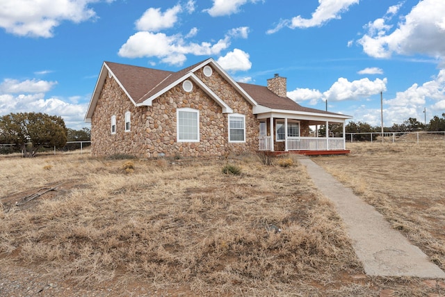 view of front facade featuring a porch