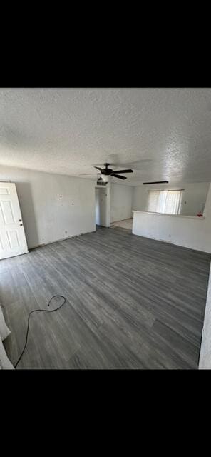 10613 Benavides Rd SW, Albuquerque, NM 87121 - interior space with wood finished floors, a textured ceiling, and ceiling fan