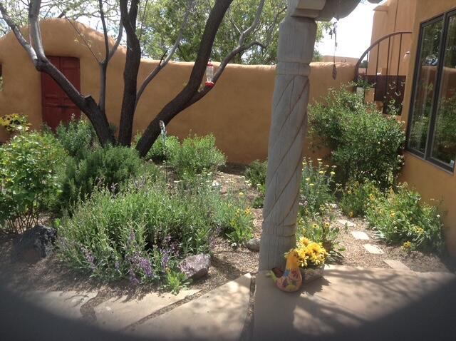 8008 Loma Larga Rd, Corrales, NM 87048 - view of property exterior
