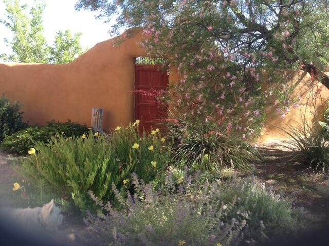 8008 Loma Larga Rd, Corrales, NM 87048 - view of property exterior