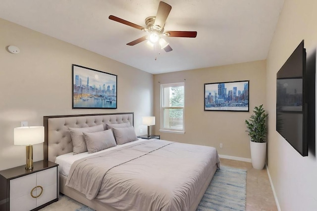 bedroom with ceiling fan