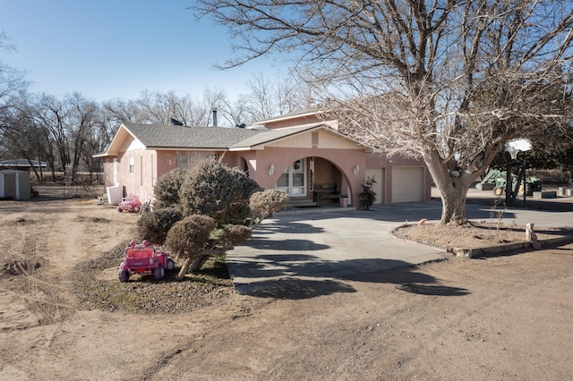 view of front of house with a garage