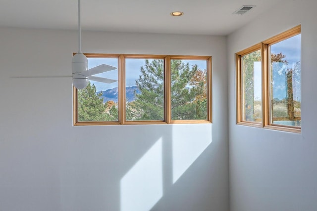 5524 Poblanos Ct NW, Albuquerque, NM 87107 - detailed view of recessed lighting