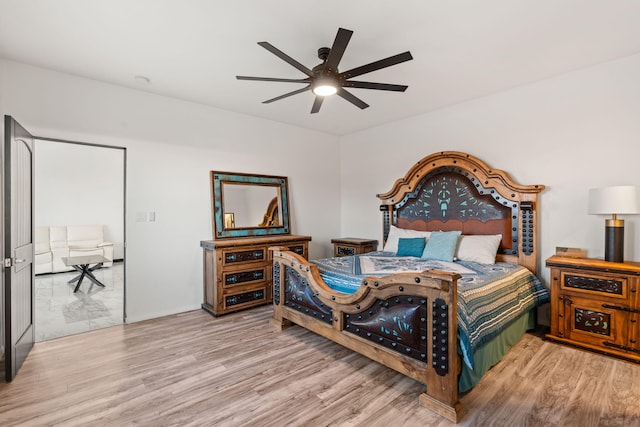 6316 La Paz Rd NE, Rio Rancho, NM 87144 - bedroom with wood finished floors and ceiling fan