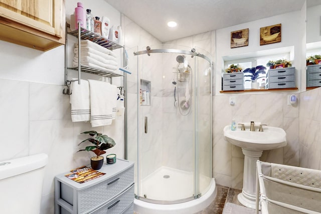 503 US Rt 66, Moriarty, NM 87035 - full bath featuring tile walls and a stall shower